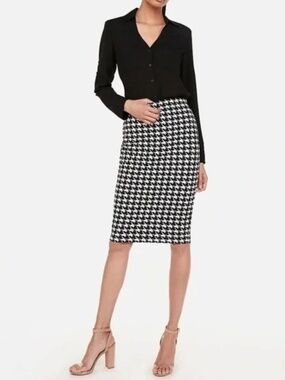 Elle Black & White Houndstooth Pencil Skirt XS Chic Classic